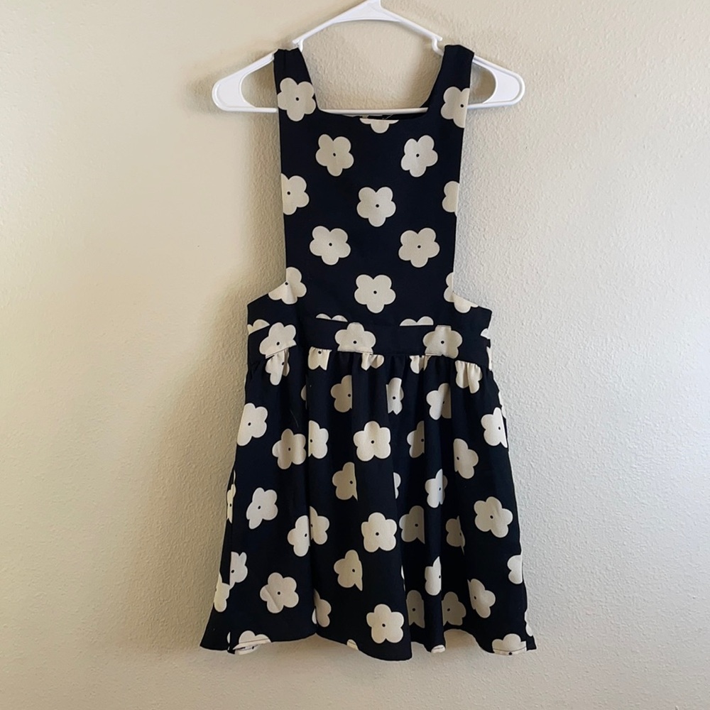 Gorgeous black flower dress